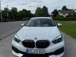 Weiß Gebraucht 2023 BMW 118 Advantage Kleinwagen | 22.900 € (Guter Preis)