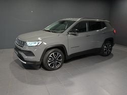 Grau stinggray clear coat Gebraucht 2022 Jeep Compass Limited SUV | 22.280 € (Fairer Preis)