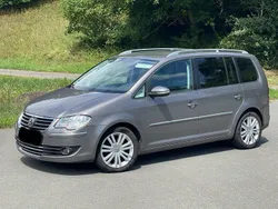 Grau Gebraucht 2009 VW Touran Van / Kleinbus | 5.999 € (Etwas zu teuer)