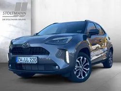 Marlingrau metallic Gebraucht 2024 Toyota Yaris Cross Team SUV | 26.444 € (Superpreis)