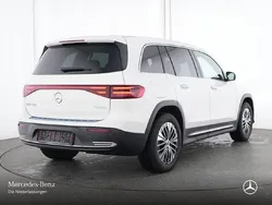 Polarweiß Gebraucht 2024 Mercedes EQB300 Electric Art SUV | 36.990 € (Fairer Preis)