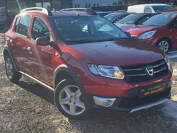 Rot Gebraucht 2014 Dacia Sandero Stepway Kleinwagen | 6.990 € (Guter Preis)
