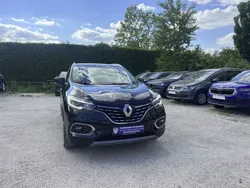 Sternenschwarz Gebraucht 2020 Renault Kadjar Bose Edition SUV | 17.499 € (Guter Preis)