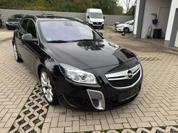 Schwarz Gebraucht 2011 Opel Insignia OPC Kombi | 7.950 € (Superpreis)