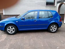 Blau Gebraucht 2001 VW Golf IV Limousine | 2.600 € (Fairer Preis)
