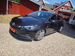Schwarz Gebraucht 2016 Opel Astra OPC Limousine | 8.790 € (Fairer Preis)