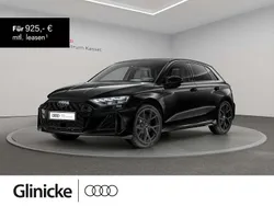 Mythosschwarz metallic Neu 2025 Audi RS3 Kleinwagen | 76.290 €