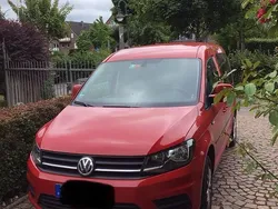 Rot Gebraucht 2019 VW Caddy Maxi Van / Kleinbus | 19.500 € (Guter Preis)