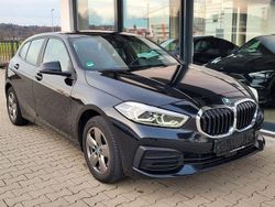 Schwarz Gebraucht 2022 BMW 118 Advantage Kleinwagen | 21.950 € (Fairer Preis)