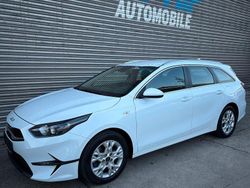 Weiß Gebraucht 2022 Kia Ceed Sportswagon Kombi | 16.490 € (Fairer Preis)