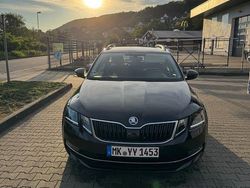 Schwarz Gebraucht 2019 Skoda Octavia Style Kombi | 15.999 € (Fairer Preis)