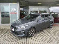 Grau Gebraucht 2018 Kia Ceed Sportswagon 4 Kombi | 15.990 € (Fairer Preis)