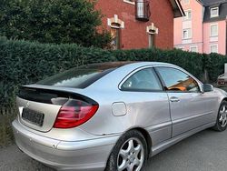 Silber Gebraucht 2002 Mercedes C230 Coupé | 1.500 €