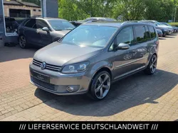 Grau Gebraucht 2010 VW Touran Highline Van / Kleinbus | 7.950 € (Guter Preis)