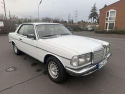 Weiß Gebraucht 1978 Mercedes 230 Coupé | 8.800 €