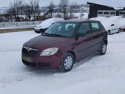Rot Gebraucht 2010 Skoda Fabia Classic Kleinwagen | 1.890 € (Guter Preis)