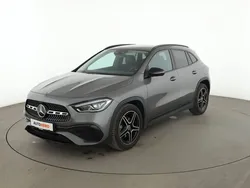 Grau Gebraucht 2023 Mercedes GLA200 AMG line SUV | 39.480 € (Fairer Preis)