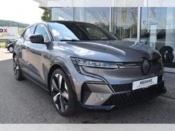 Grau (dolomitgrau/blackpearlschwarz) Gebraucht 2023 Renault Mégane IV Komfort Limousine | 39.988 €