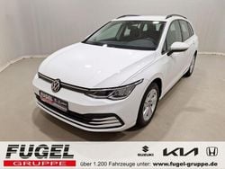 Pure white Gebraucht 2023 VW Golf VIII Life Kombi | 22.469 € (Guter Preis)