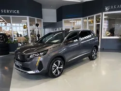 Grau Neu 2024 Peugeot 5008 GT Van / Kleinbus | 32.610 € (Superpreis)