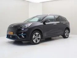 Schwarz Gebraucht 2021 Kia e-Niro 2 SUV | 21.900 € (Guter Preis)