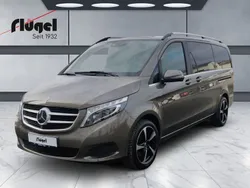 Grau Gebraucht 2019 Mercedes V250 Avantgarde Van / Kleinbus | 44.900 € (Etwas zu teuer)