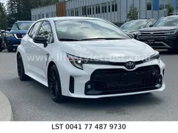 Weiß Gebraucht 2024 Toyota Corolla T1 Limousine | 42.051 €