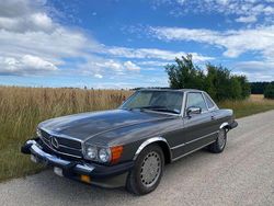 Grau Gebraucht 1989 Mercedes 560 Cabrio | 17.500 €