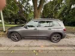Grau Gebraucht 2019 Mercedes GLB250 Style SUV | 32.000 € (Superpreis)