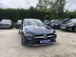 Blau Gebraucht 2022 Mercedes CLA220 Progressive Limousine | 28.799 €