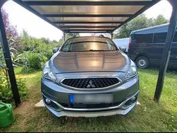 Grau Gebraucht 2019 Mitsubishi Space Star Limousine | 5.400 € (Fairer Preis)