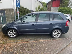 Blau Gebraucht 2008 Opel Zafira Van / Kleinbus | 1.800 € (Guter Preis)