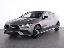 Grau Gebraucht 2020 Mercedes CLA250e Shooting Brake AMG Kombi | 27.675 € (Fairer Preis)