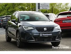 Grau Gebraucht 2024 Seat Arona FR SUV | 19.490 € (Guter Preis)
