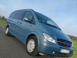 Blau Gebraucht 2009 Mercedes Viano Van / Kleinbus | 11.950 € (Fairer Preis)