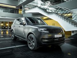 Schwarz Gebraucht 2023 Land Rover Range Rover SE SUV | 114.000 € (Teuer)