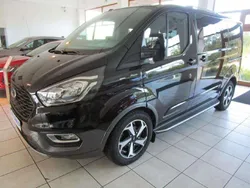 Obsidianschwarz metallic Gebraucht 2023 Ford Tourneo Custom Active Van / Kleinbus | 49.950 € (Fairer Preis)