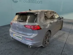 Grau Gebraucht 2023 VW Golf VIII GTI Limousine | 34.600 € (Etwas zu teuer)