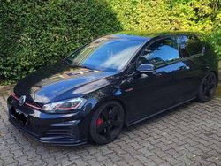 Schwarz Gebraucht 2017 VW Golf VII GTI Kleinwagen | 14.500 € (Guter Preis)