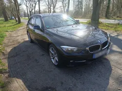 Schwarz Gebraucht 2013 BMW 320 Sport Line Kombi | 6.999 € (Fairer Preis)