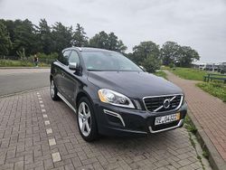 Grau Gebraucht 2012 Volvo XC60 R-Design SUV | 12.500 € (Fairer Preis)