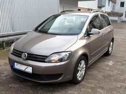 Braun Gebraucht 2013 VW Golf Plus Cross Comfortline Van / Kleinbus | 8.250 € (Fairer Preis)