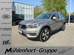 Grau Gebraucht 2022 Volvo XC40 Momentum SUV | 24.900 € (Fairer Preis)