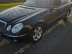 Schwarz Gebraucht 2004 Mercedes E320 Avantgarde Kombi | 4.550 € (Etwas zu teuer)