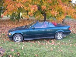 Grün Gebraucht 1994 BMW 325 Cabriolet Sport Line Cabrio | 10.000 €