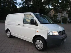 Weiß Gebraucht 2007 VW T5 Van | 2.450 €