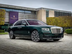 Rainforest green Neu 2024 Rolls Royce Ghost Limousine | 345.100 €