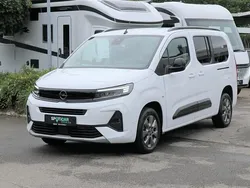 Kaolin weiß Gebraucht 2024 Opel Combo Van / Kleinbus | 31.990 € (Teuer)
