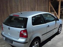 Silber Gebraucht 2003 VW Polo Kleinwagen | 900 € (Guter Preis)