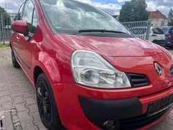 Rot Gebraucht 2011 Renault Modus Dynamique Van / Kleinbus | 3.190 € (Fairer Preis)